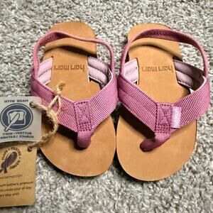 Hari Mari Baby Flip Flops Scouts Pink Leather US 7 Medium NEW